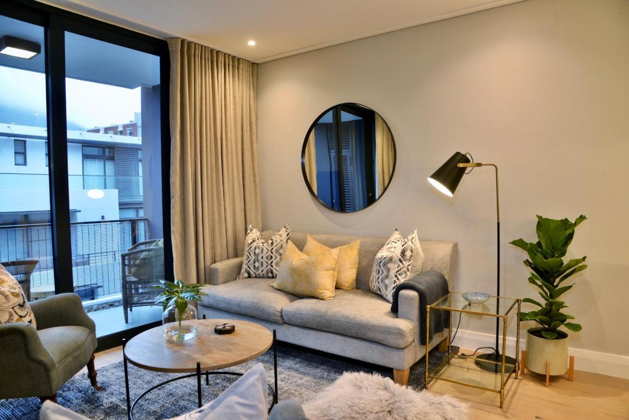 35 On Main By Stay In Luxury Kapstadt Exterior foto